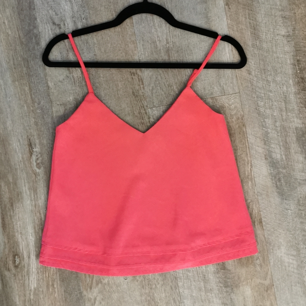 Talulah pink crop tank